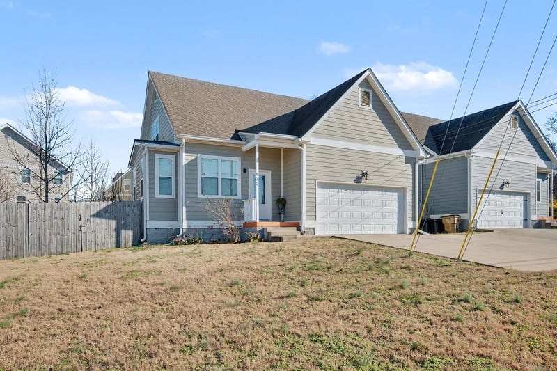 912 Pierce Rd, Madison, TN 37115