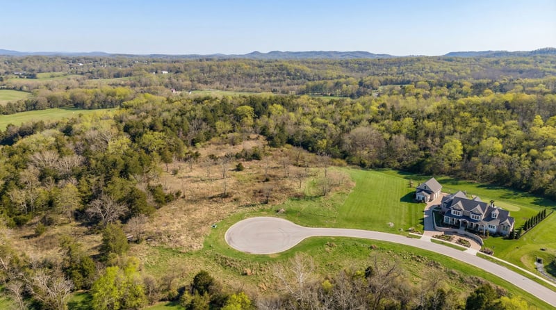 9439 Thatchbay Ct, College Grove, TN 37046