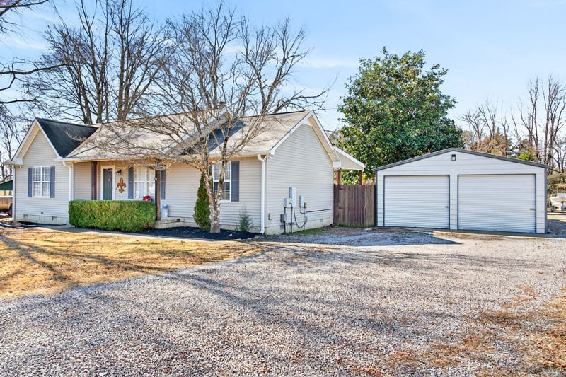 4020 Ashley Dr, Murfreesboro, TN 37128