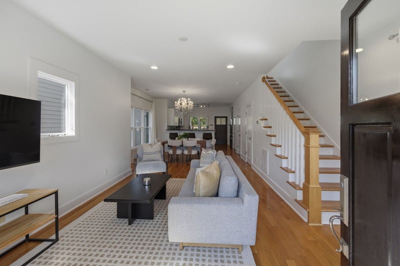 355 Sylvan Park Ln, Nashville, TN 37209