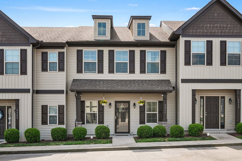 5311 Tony Lama Ln, Murfreesboro, TN 37128