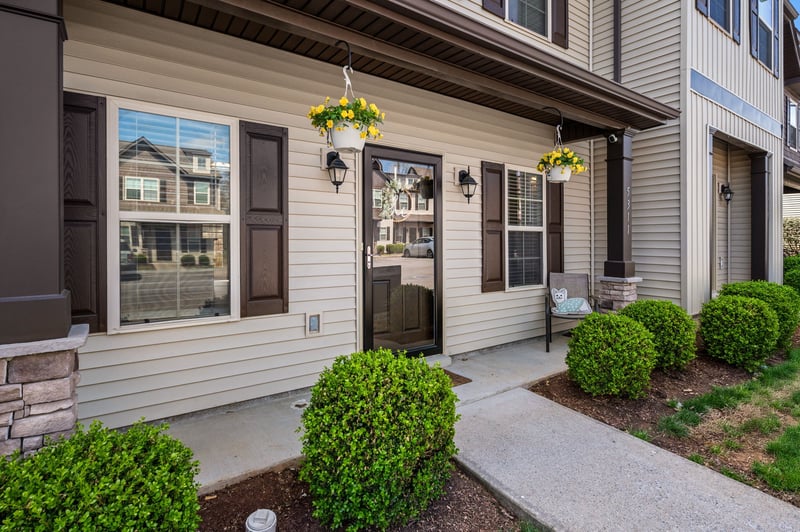 5311 Tony Lama Ln, Murfreesboro, TN 37128