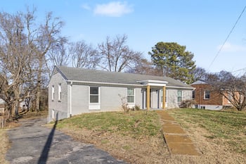 652 Harding Pl, Nashville, TN 37211