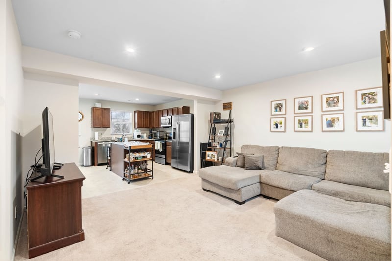 2935 Winterberry Dr #10, Nashville, TN 37207