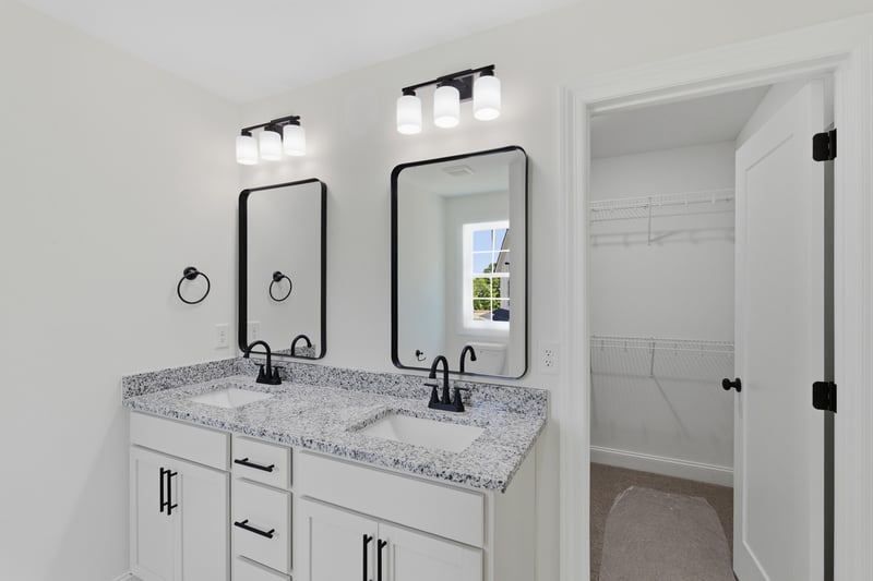 408 Legions Ct, La Vergne, TN 37086