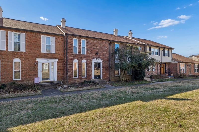 313 Huntington Ridge Dr, Nashville, TN 37211