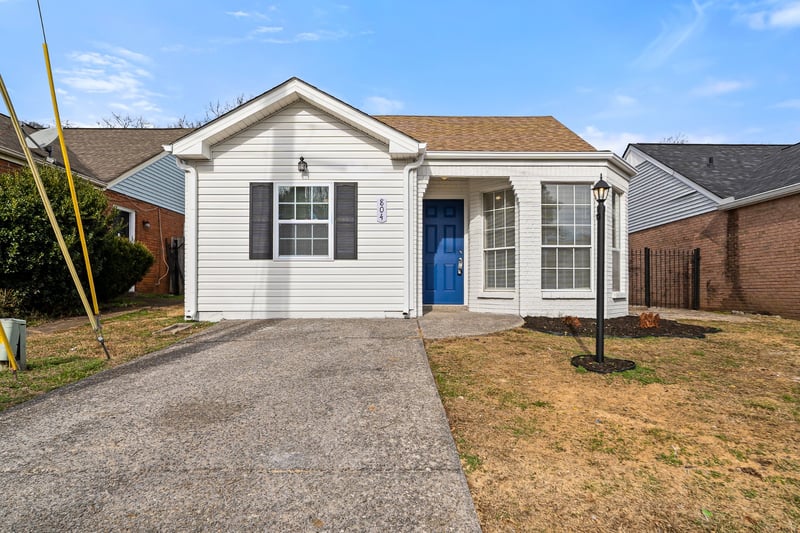 804 Willow Trace Ct, Whites Creek, TN 37189