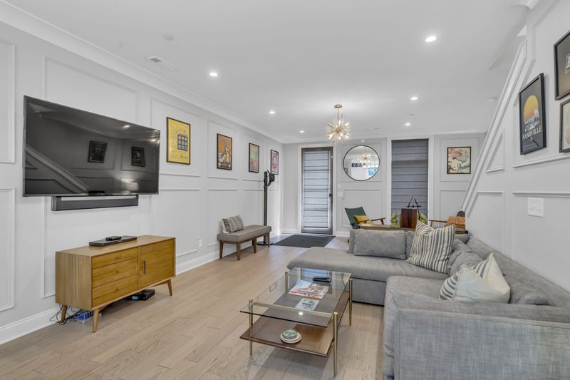 1030 Wedgewood Ave, Nashville, TN 37203