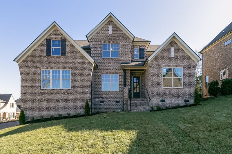 1 Elissa Pl, Hendersonville, TN 37075