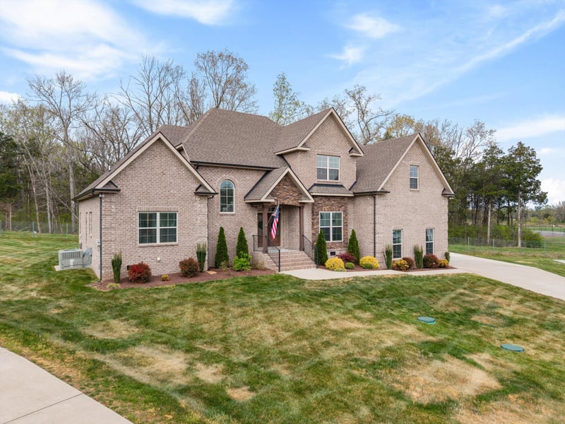 7822 Santos Dr, Murfreesboro, TN 37129