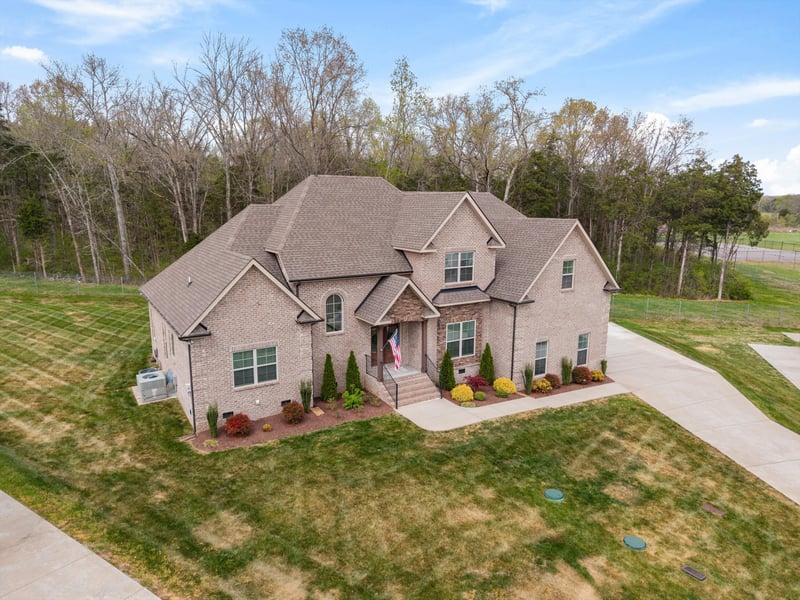 7822 Santos Dr, Murfreesboro, TN 37129