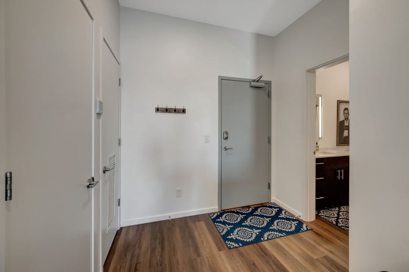 920 South St #412, Nashville, TN 37203