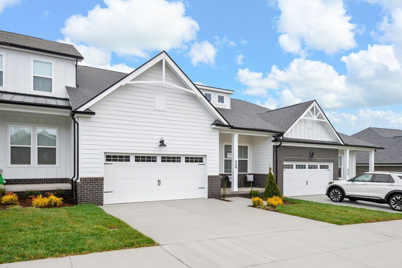 468 Buckwood Ave, Thompsons Station, TN 37179