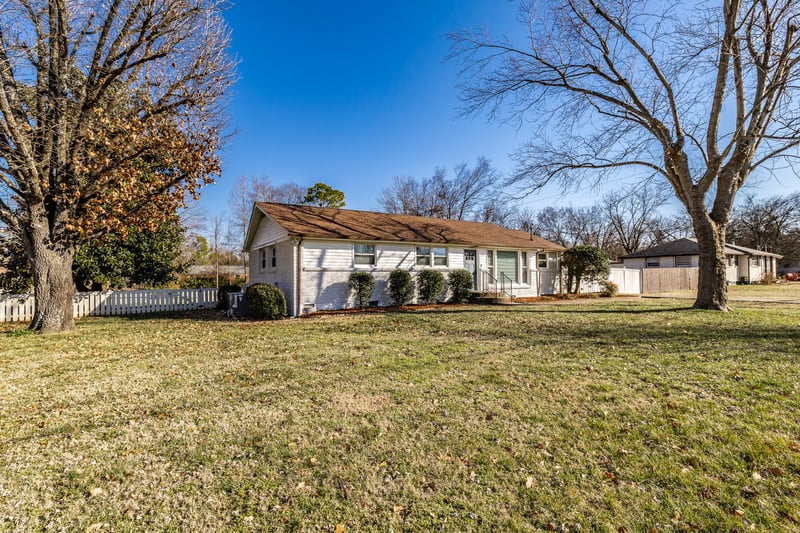 2936 Lyndale Dr, Nashville, TN 37207