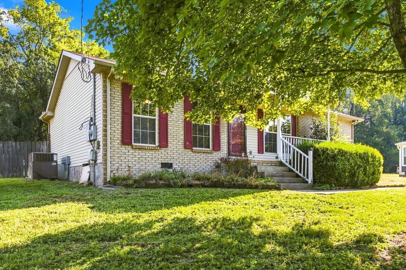 123 Rifle Range Rd, Old Hickory, TN 37138