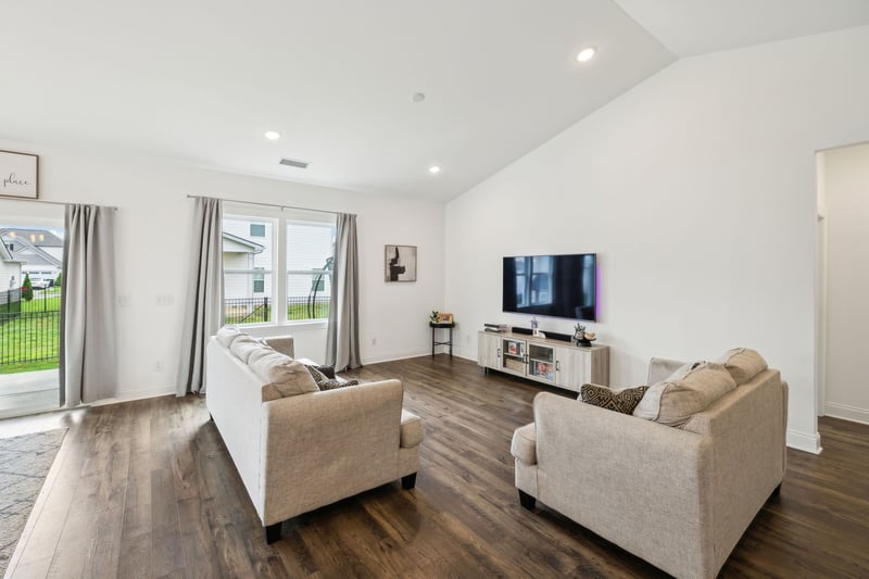 3703 Shady Forest Dr, Murfreesboro, TN 37128