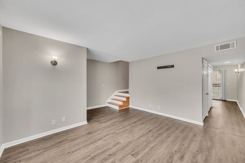 4958 Edmondson Pike #H-43, Nashville, TN 37211