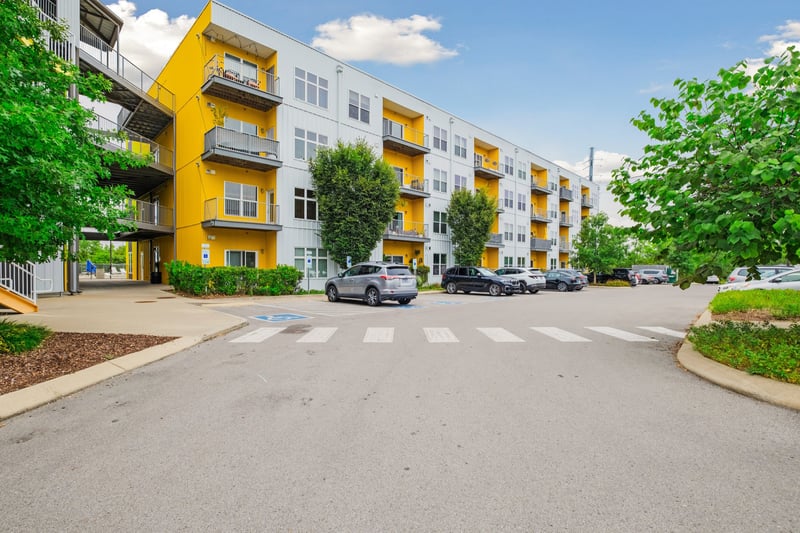 400 Herron Dr #416, Nashville, TN 37210