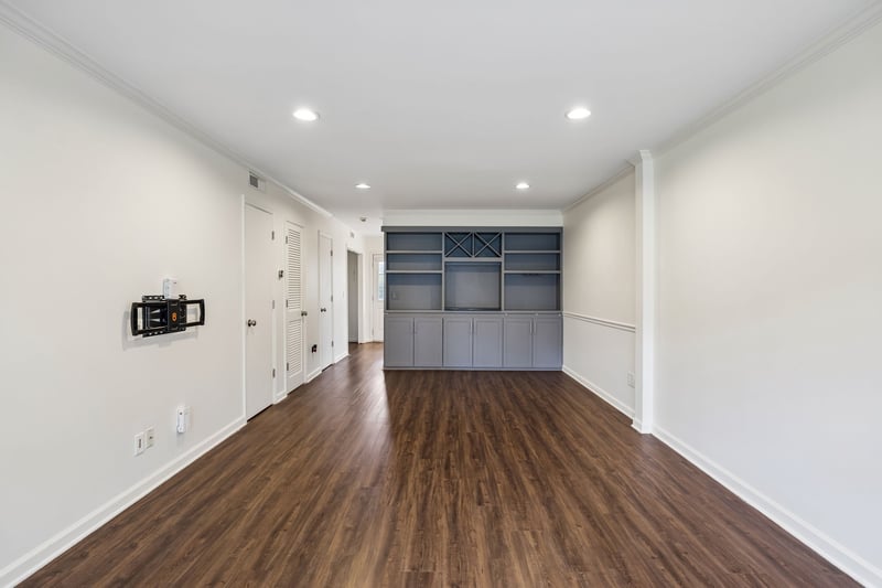 100 Brattlesboro Dr, Nashville, TN 37204