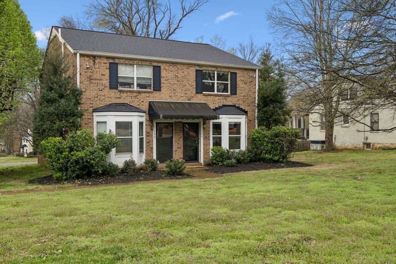 100 Brattlesboro Dr, Nashville, TN 37204