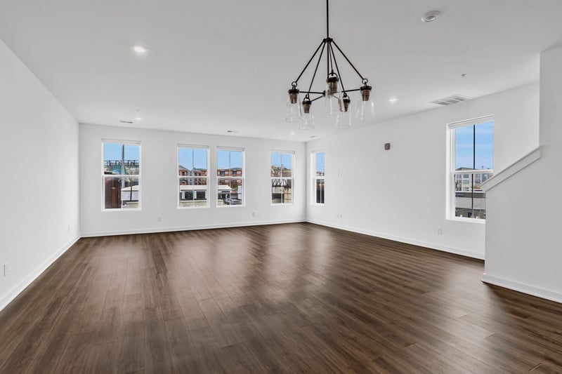 2032 Edison Park Ln, Nashville, TN 37209