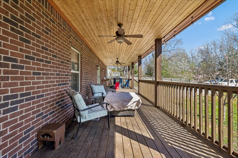 1059 Patterson Dr, Kingston Springs, TN 37082