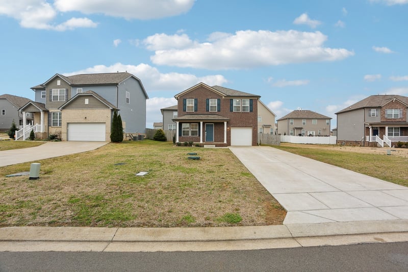 207 Mount Royal Ct, Murfreesboro, TN 37128
