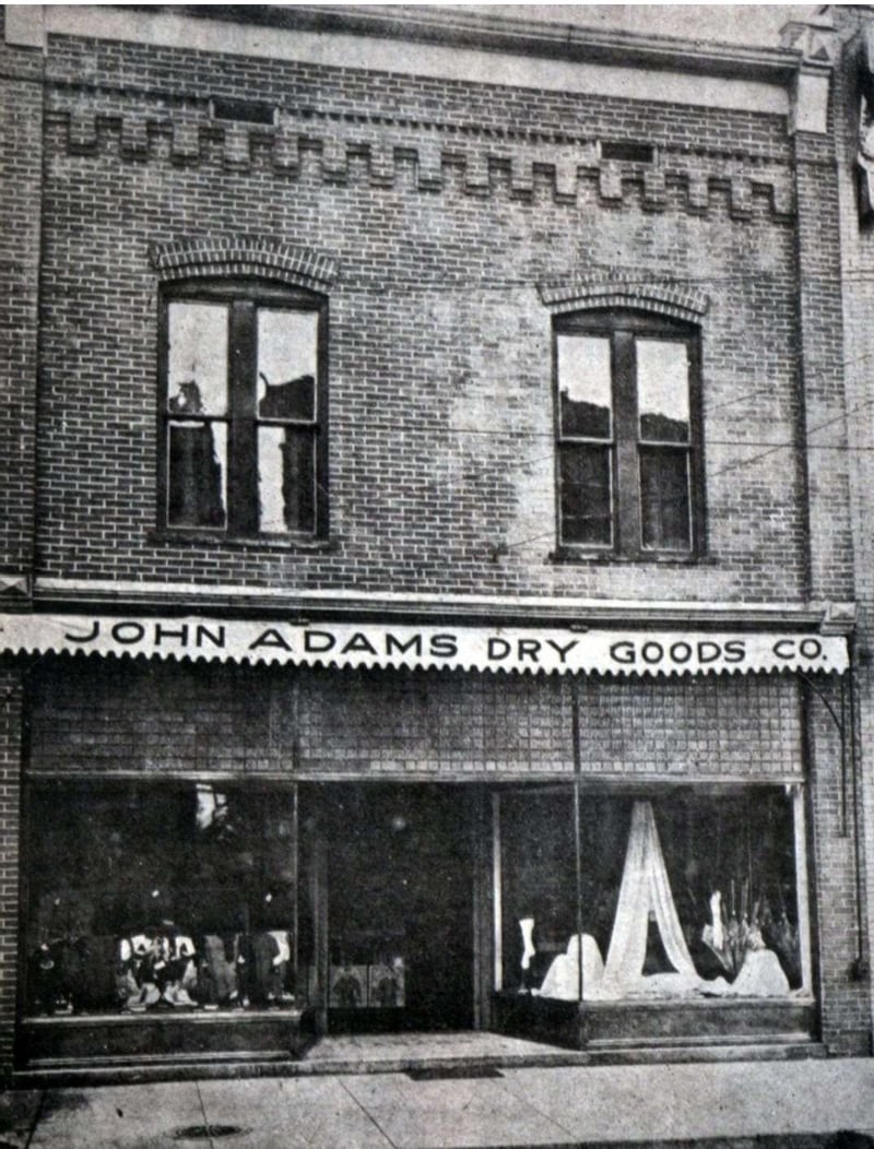 115 N Main St, Mount Pleasant, TN 38474