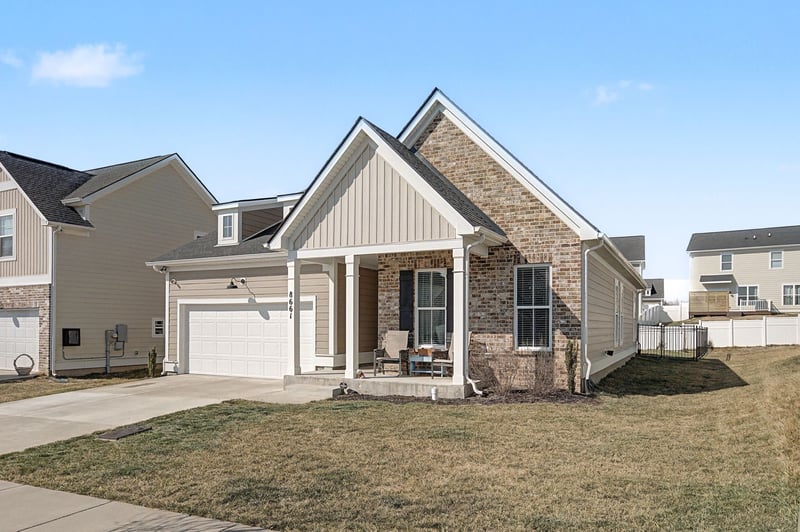 8661 Lawson Dr, Antioch, TN 37013