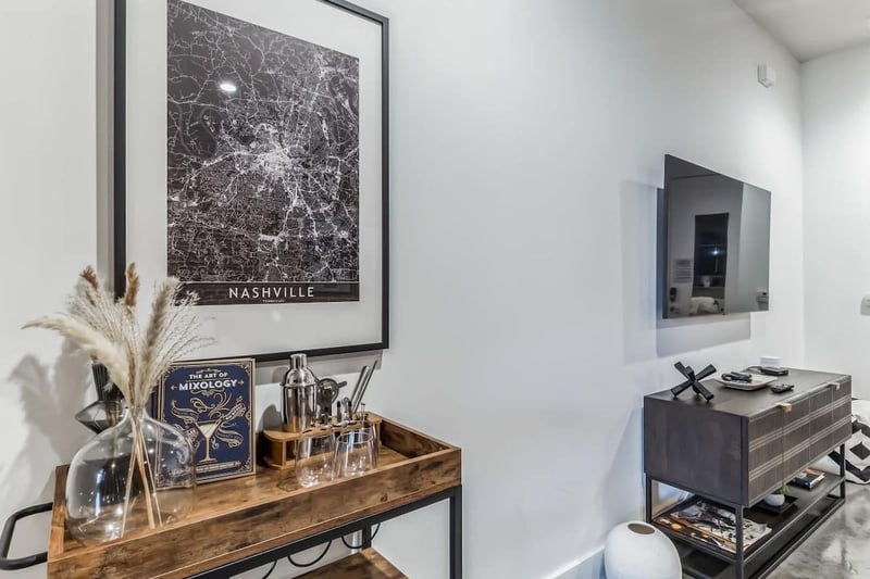 210 30th Ave #207, Nashville, TN 37203