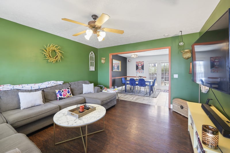 1305 Fall Pkwy, Murfreesboro, TN 37129