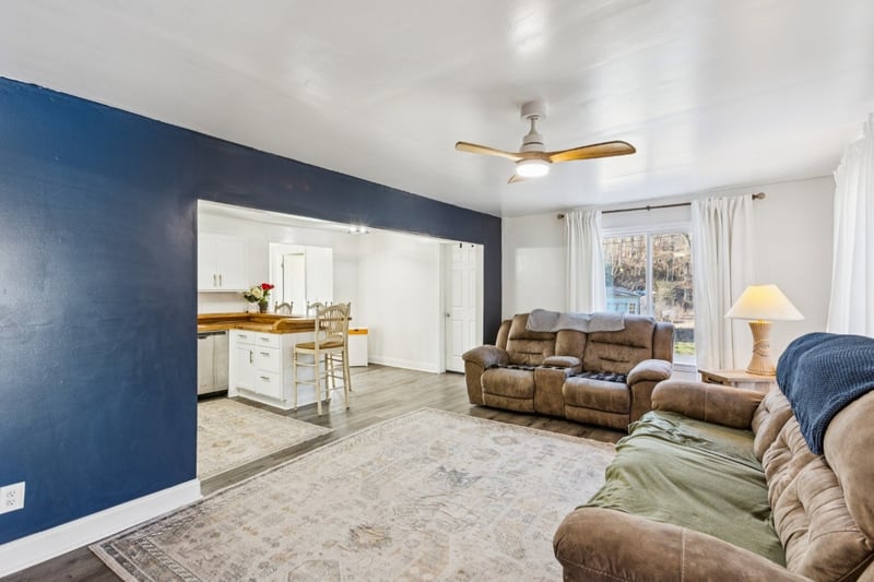 1099 Henley Rd, Ashland City, TN 37015