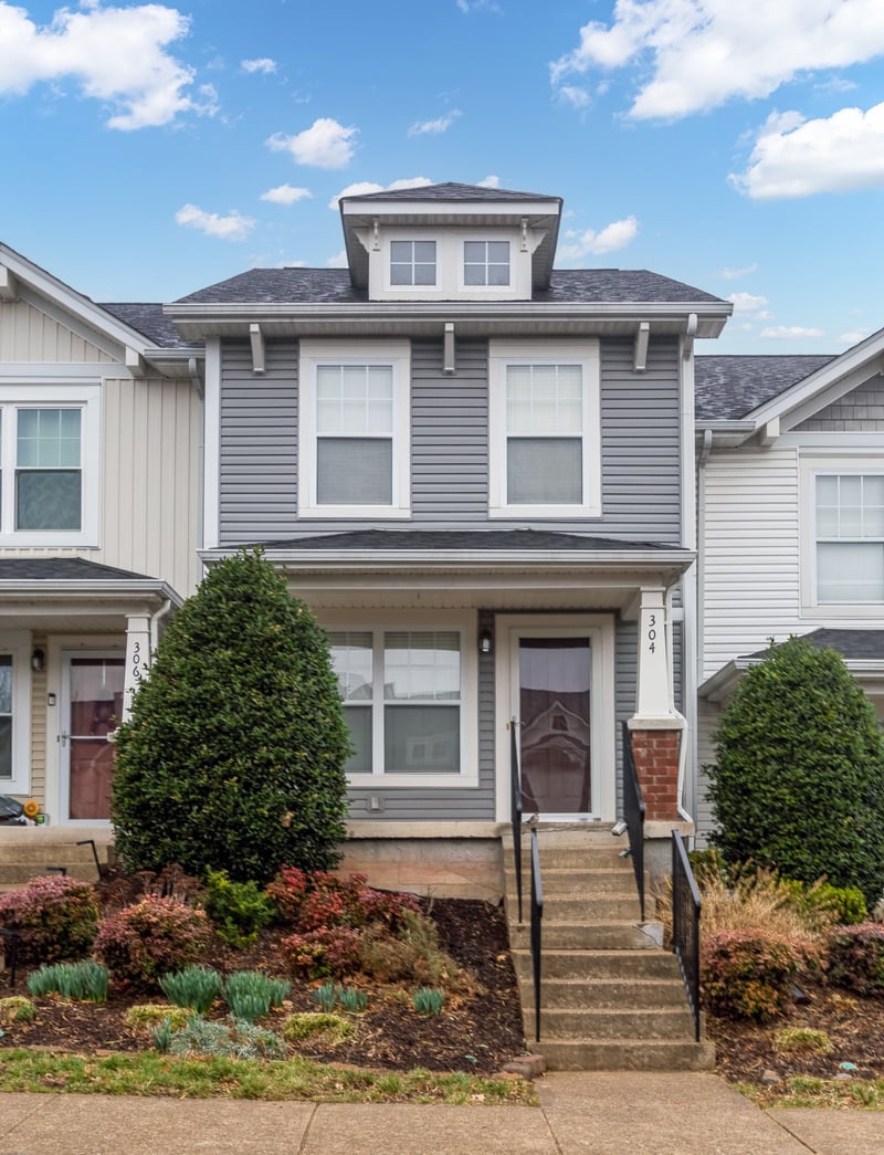 304 Shadow Glen Dr, Nashville, TN 37211