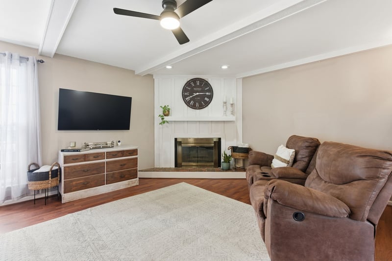 107 Bryan House Dr, Goodlettsville, TN 37072