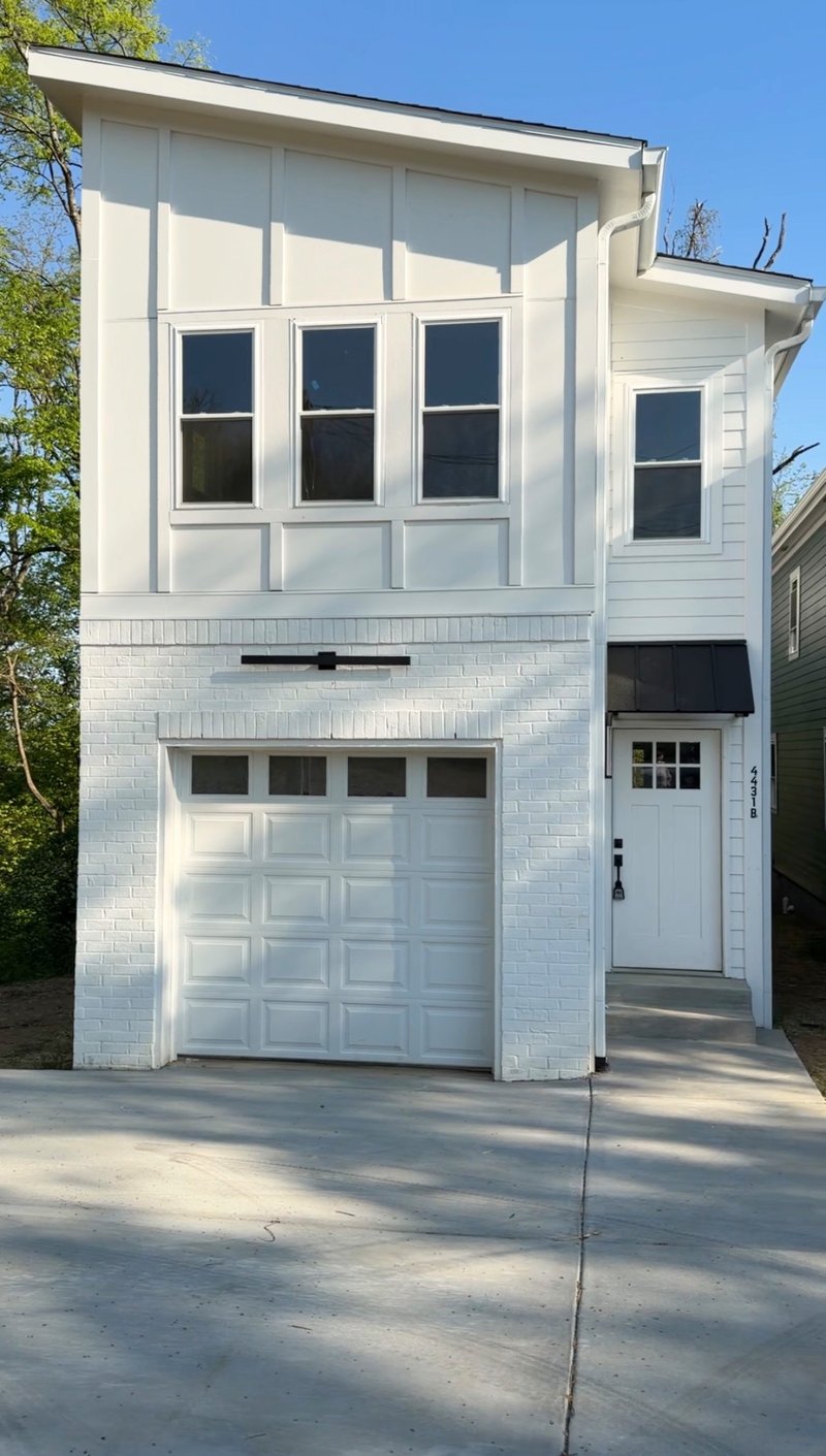 4431 Providence Hts #B, Nashville, TN 37211