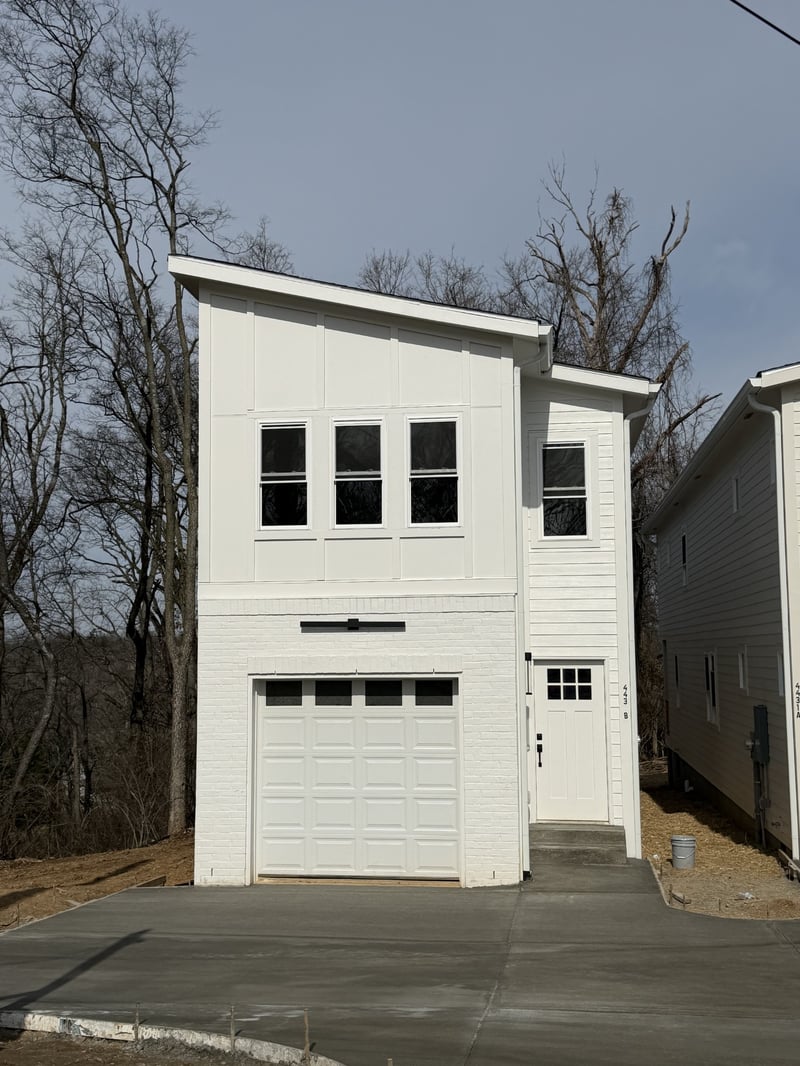 4431 Providence Hts #B, Nashville, TN 37211