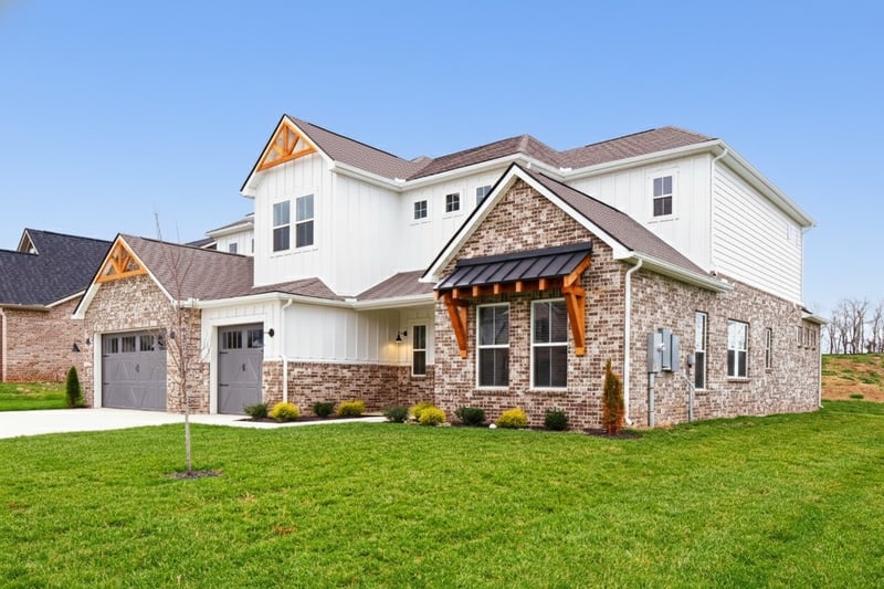 5957 Hunt Valley Dr, Spring Hill, TN 37174