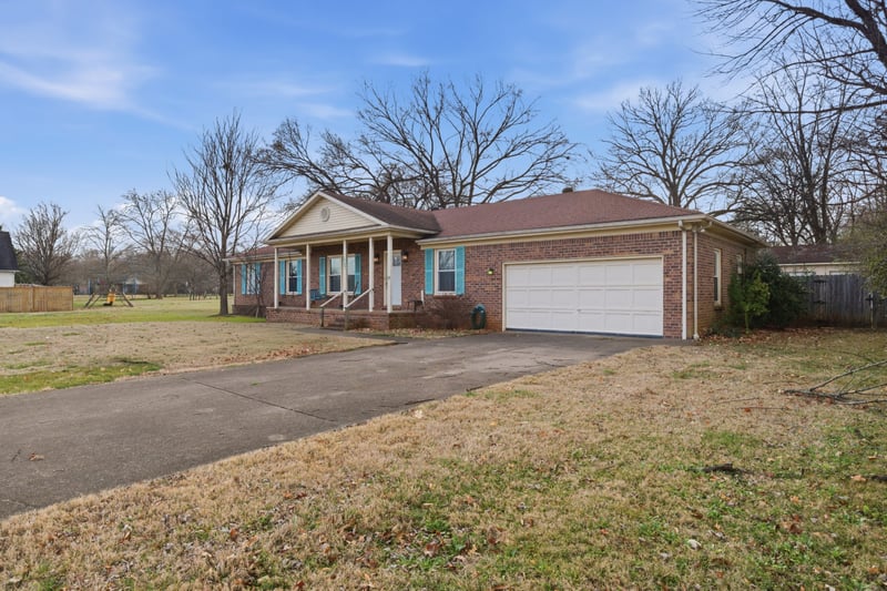 1447 Brinkley Rd, Murfreesboro, TN 37128