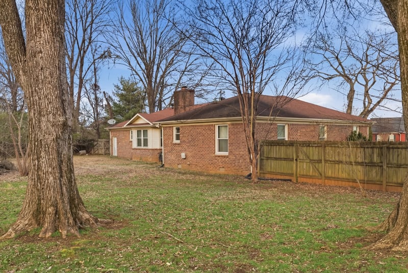 1447 Brinkley Rd, Murfreesboro, TN 37128