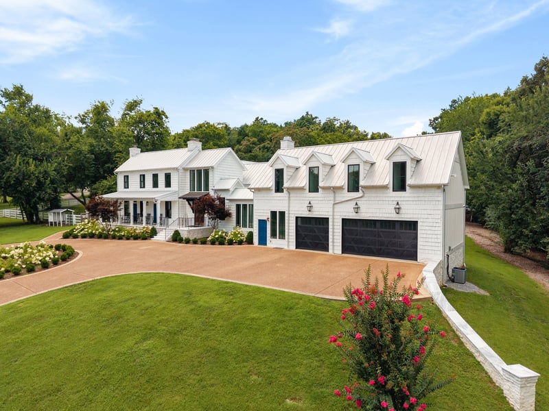 1747 Old Natchez Trce, Franklin, TN 37069