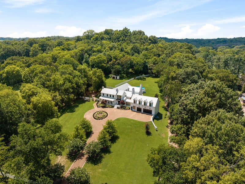 1747 Old Natchez Trce, Franklin, TN 37069