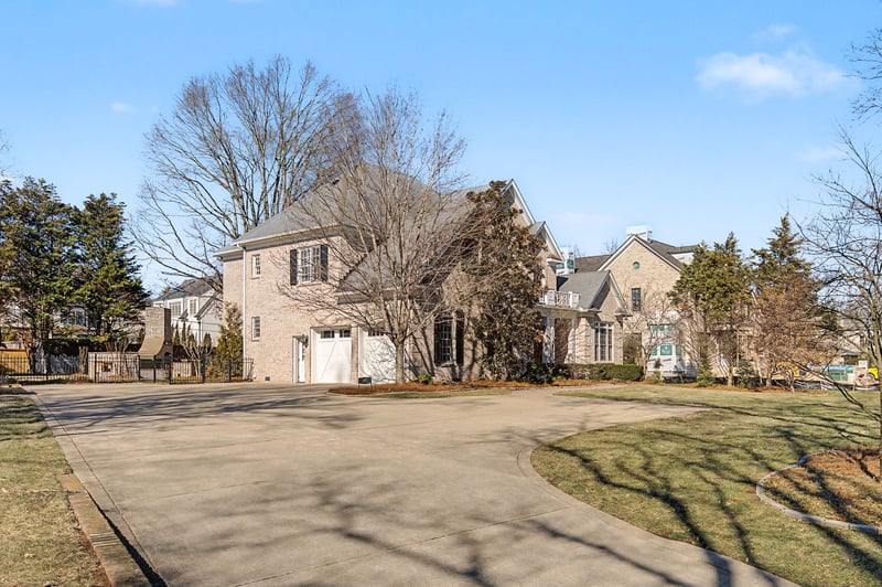 217 Page Rd, Nashville, TN 37205