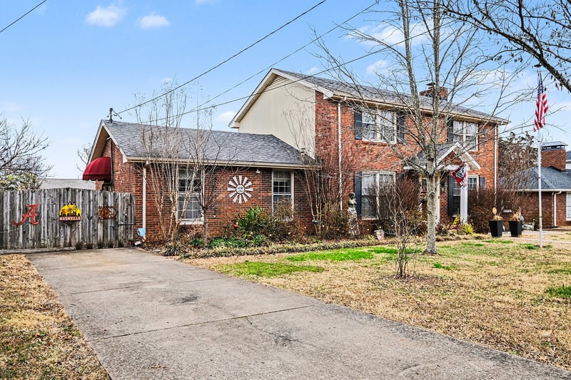 2916 Starboard Dr, Nashville, TN 37217