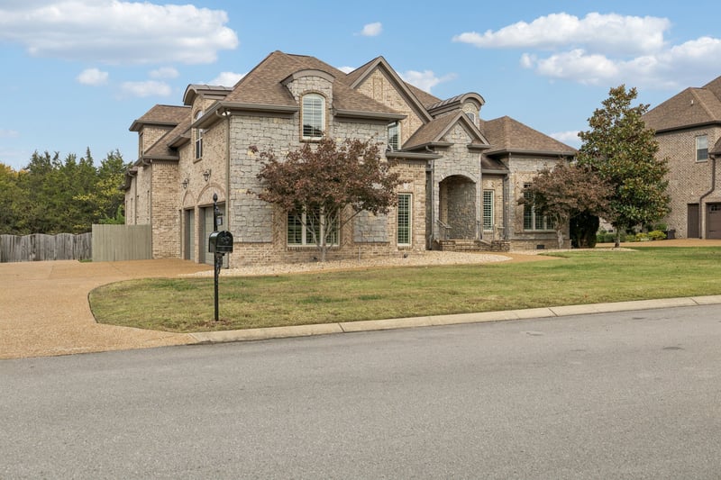 1118 Garrett Way, Mount Juliet, TN 37122