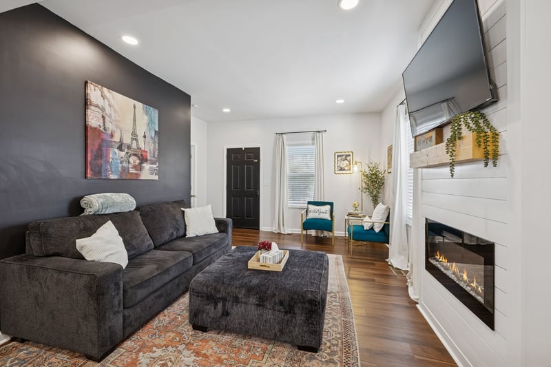 111 E 15th St, Columbia, TN 38401