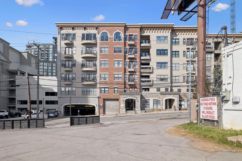 1803 Broadway #212, Nashville, TN 37203
