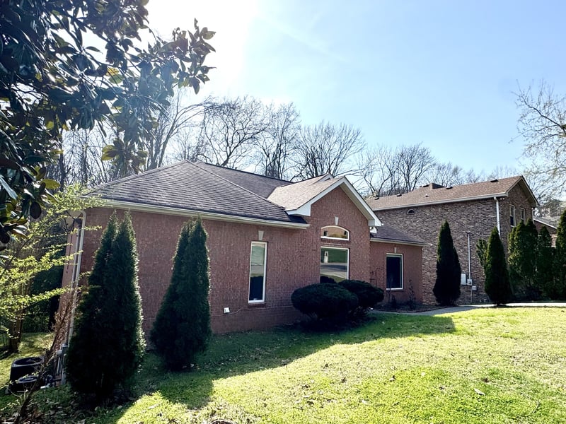 7145 Forrest Oaks Dr, Nashville, TN 37221