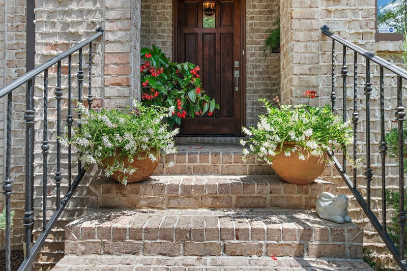 3808 Cross Creek Rd, Nashville, TN 37215