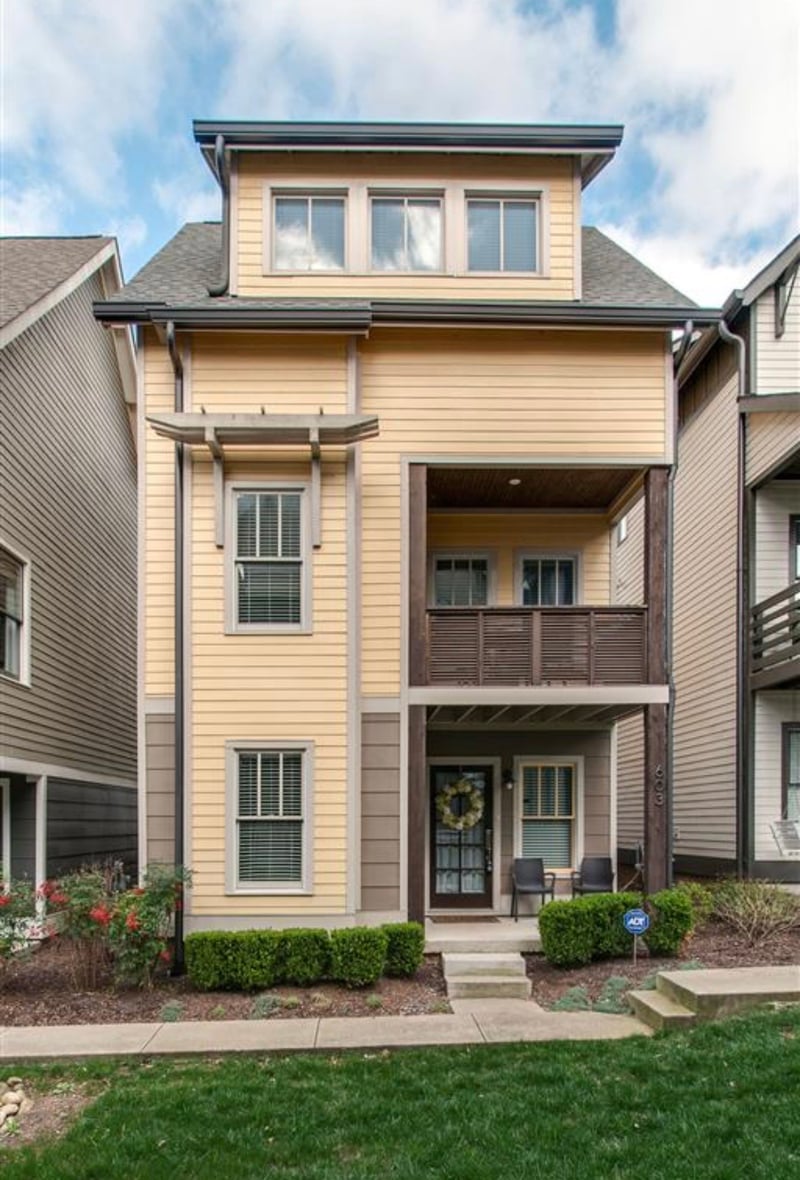 603 Centerpoint Ln, Nashville, TN 37209