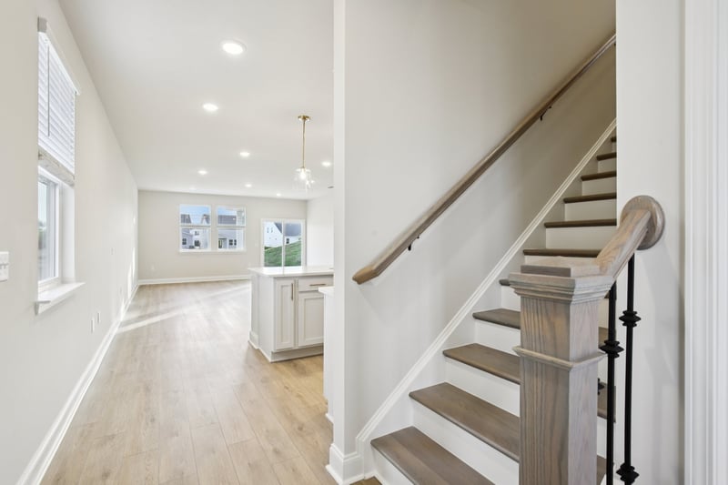 1090 Large Poppy Dr, La Vergne, TN 37086